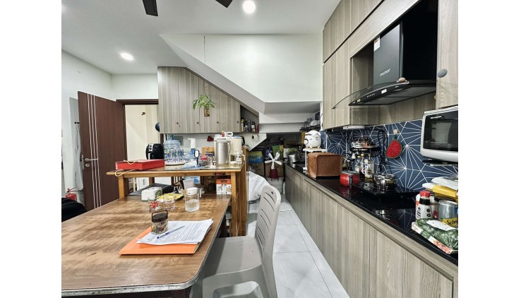 BÁN NHÀ PHÚ NHUẬN HXH 140M2 2 TẦNG NỞ HẬU 10M 7 PN HẺM THÔNG DÂN TRÍ CAO NGUYỄN TRỌNG TUYỂN 12.8 TỶ.